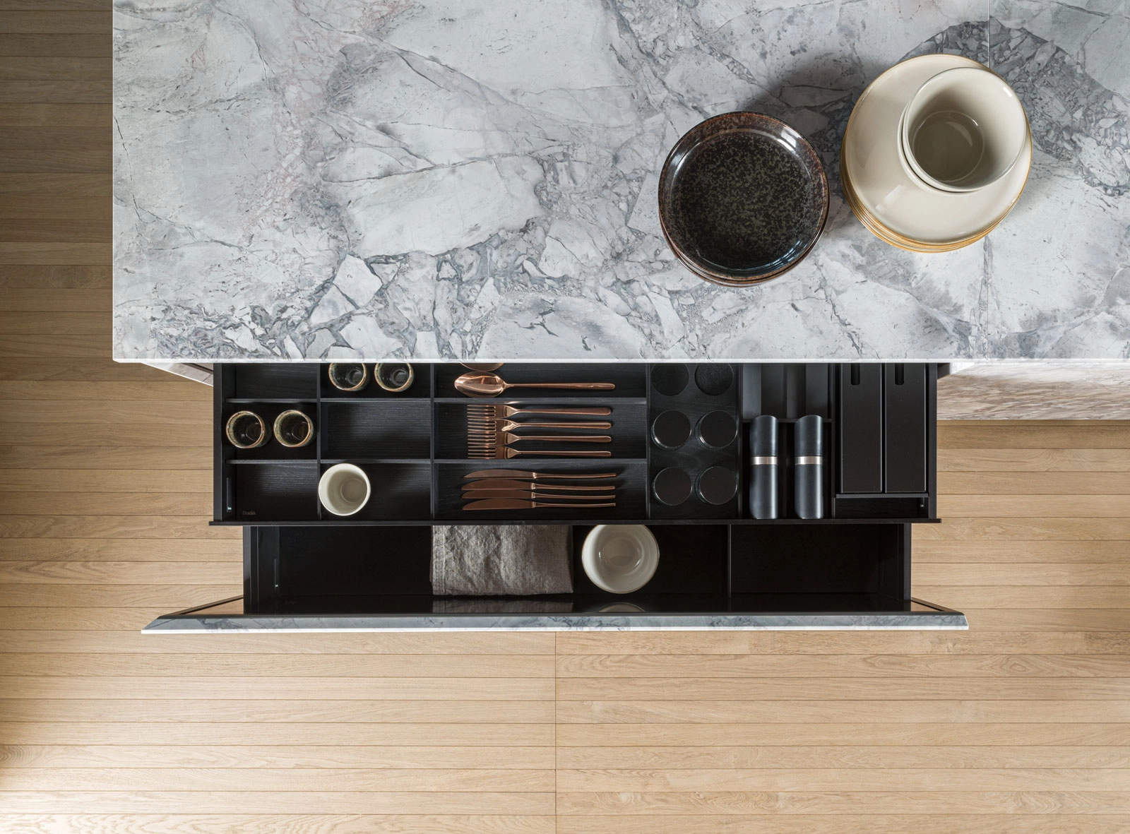 Kuchynský doplnok BLACK OAK DRAWERS AND PAN DRAWERS ACCESSORIES - fotografia č. 2
