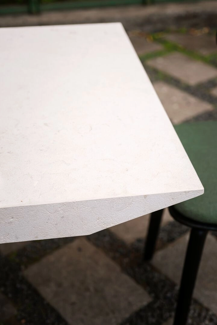 Jedálenský stôl JUDD - fotografia č. 4