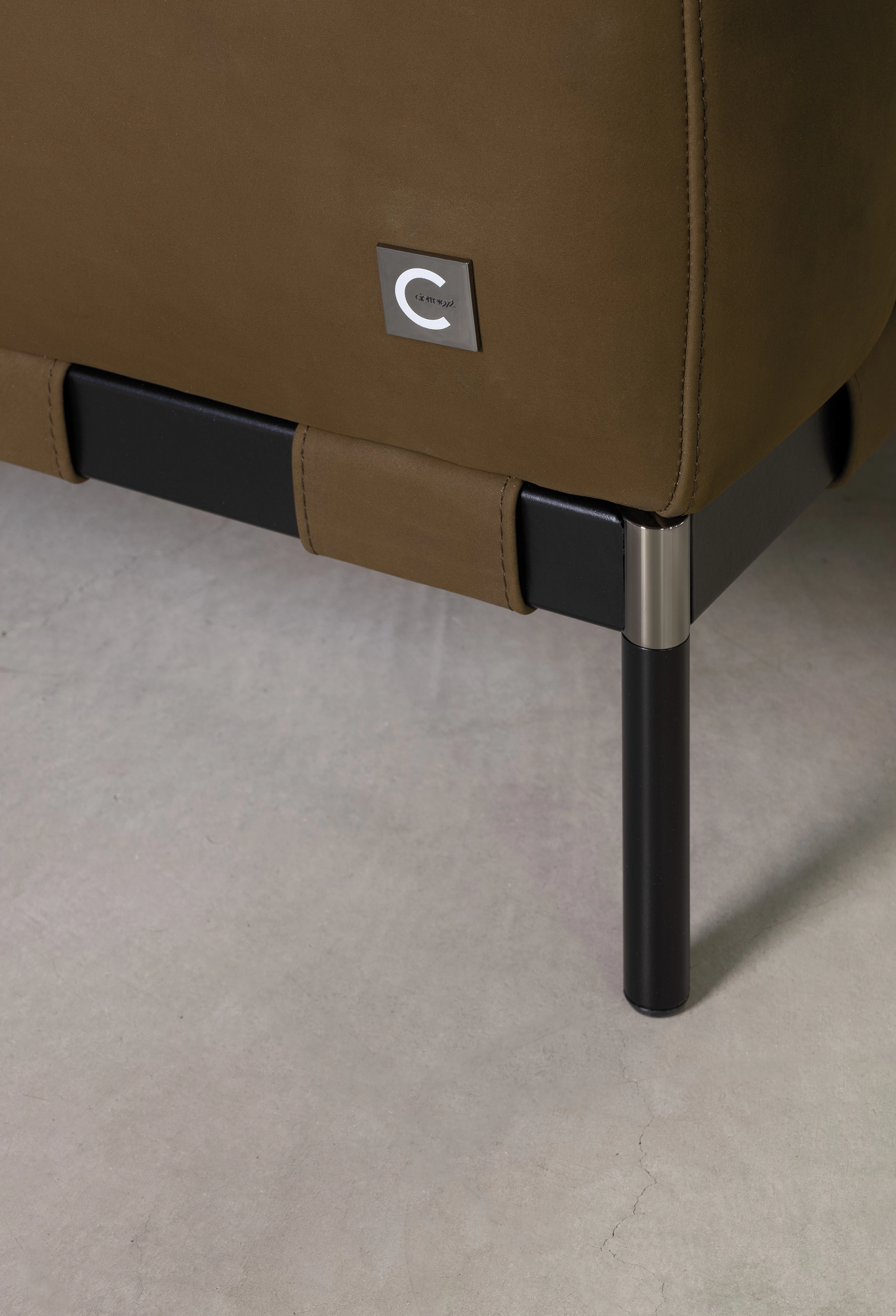 Lavica OSCAR BENCH - fotografia č. 4