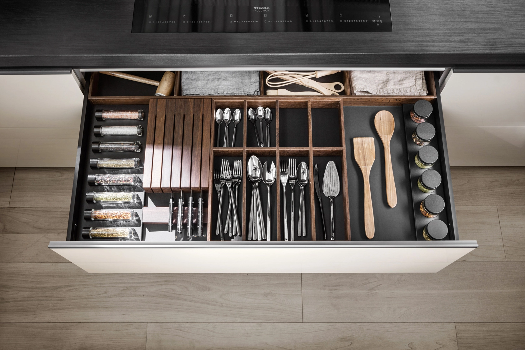 Kuchynský doplnok SMOKED OAK DRAWERS AND PAN DRAWERS ACCESSORIES - fotografia č. 30