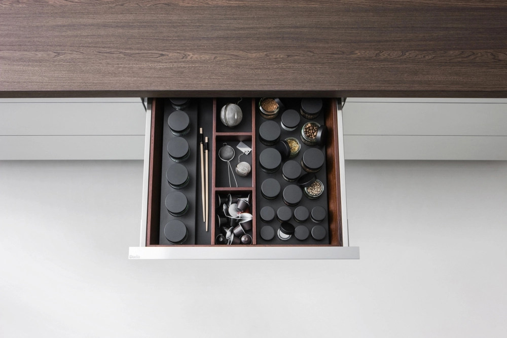 Kuchynský doplnok SMOKED OAK DRAWERS AND PAN DRAWERS ACCESSORIES - fotografia č. 12