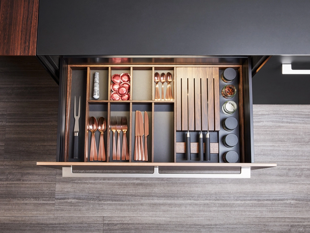 Kuchynský doplnok SMOKED OAK DRAWERS AND PAN DRAWERS ACCESSORIES - fotografia č. 13