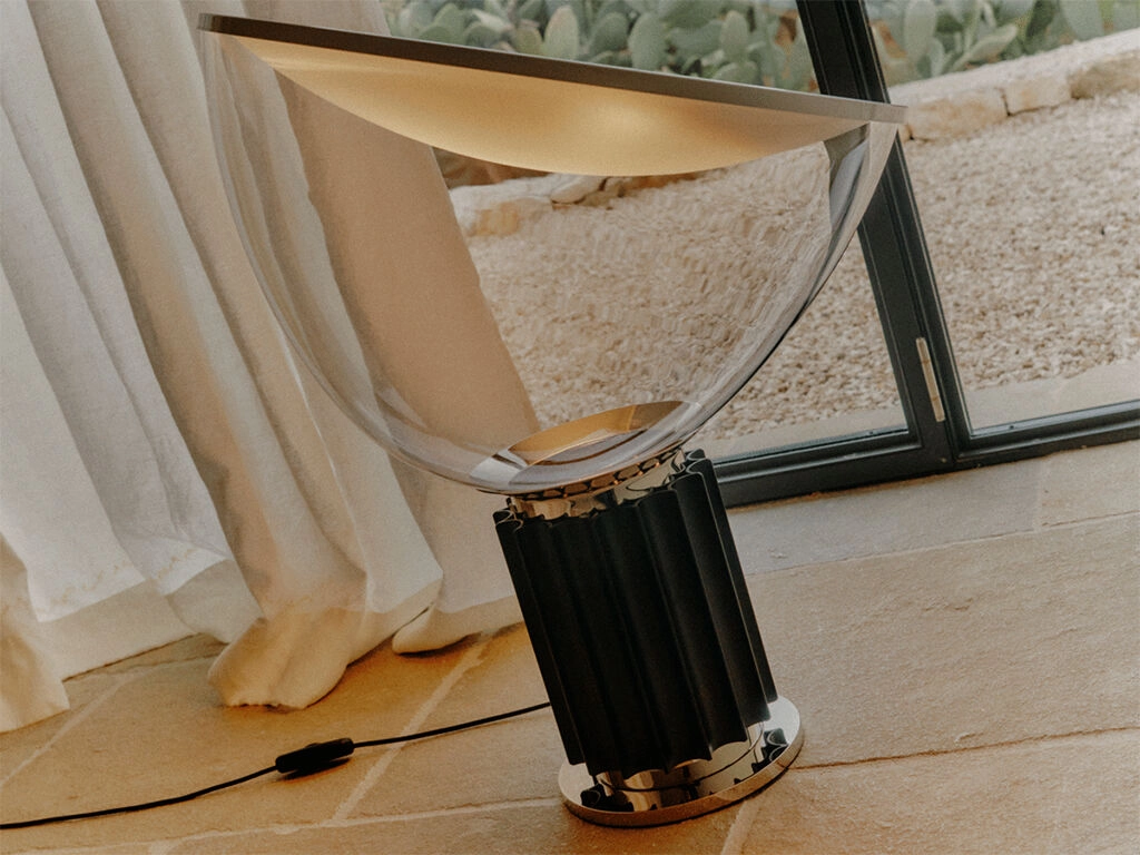 Stolové svietidlo TACCIA SMALL - fotografia č. 4